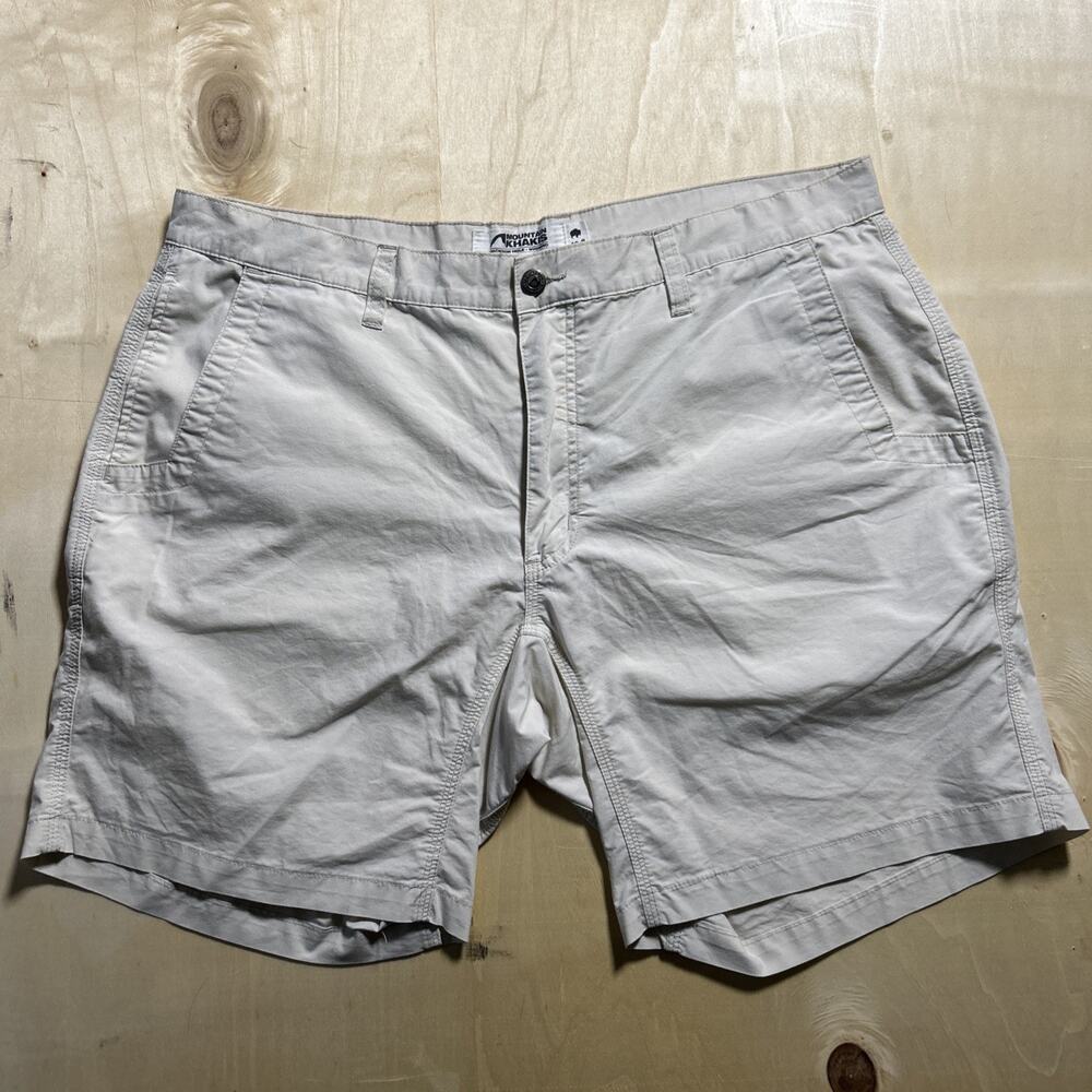 Mountain Khakis Men's Stretch Poplin Shorts Slim Fit 40x8 Flat Front Off White